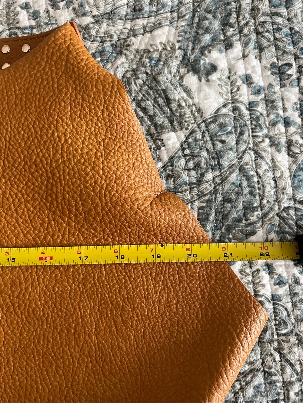 Shiraleah Cognac Brown Studded Strap Hobo Bag - Picture 5 of 7